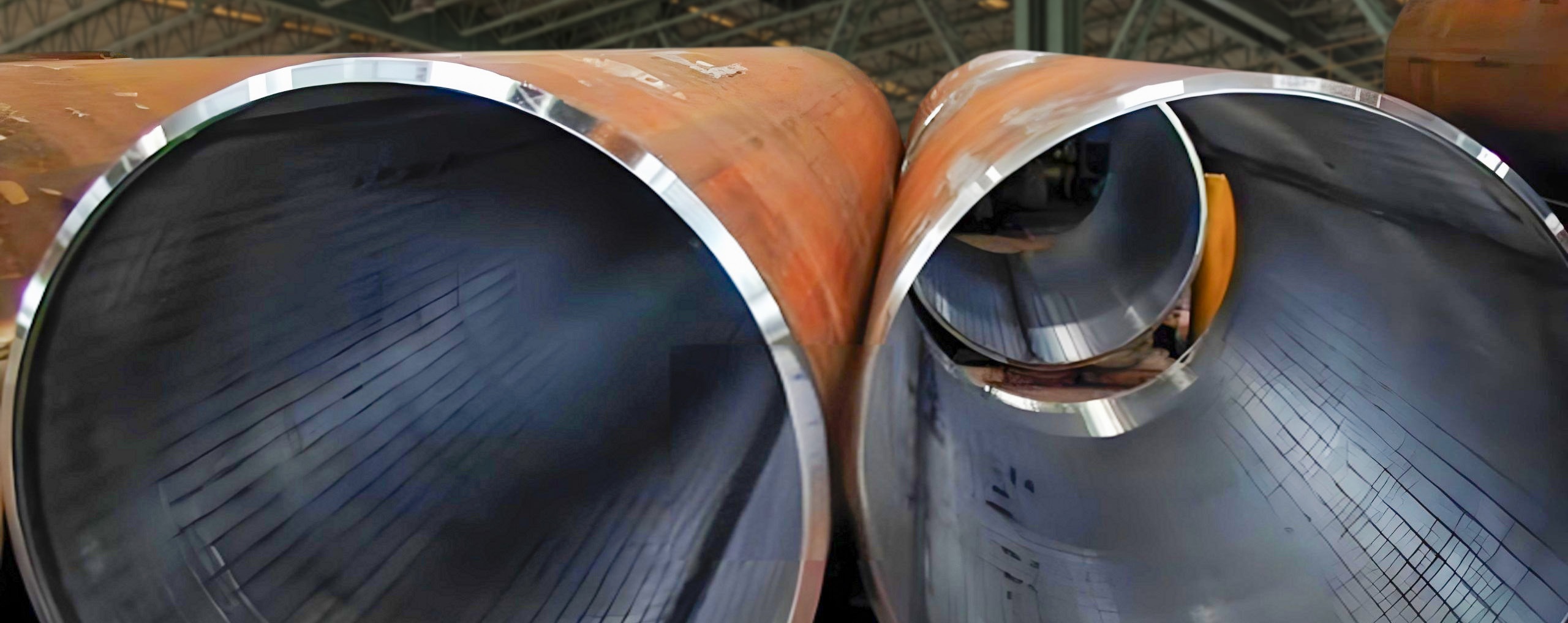 Corrosion resistant bimetal welded clad pipe